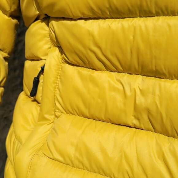 Club Room Performance Water Resistant Jacket. Size Medium***FLAWED *** - Picture 14 of 15